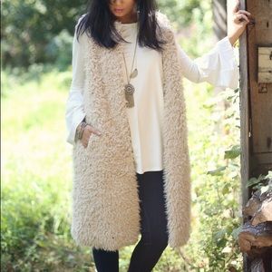 NWOT Altar’d State Plush Faux Fur Vest